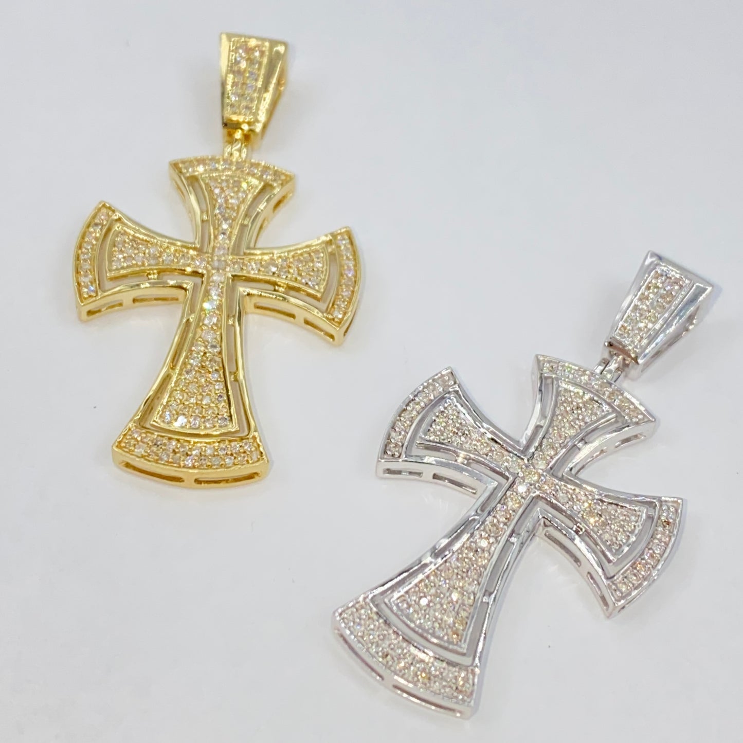 10K Clarence Cross Diamond Pendant