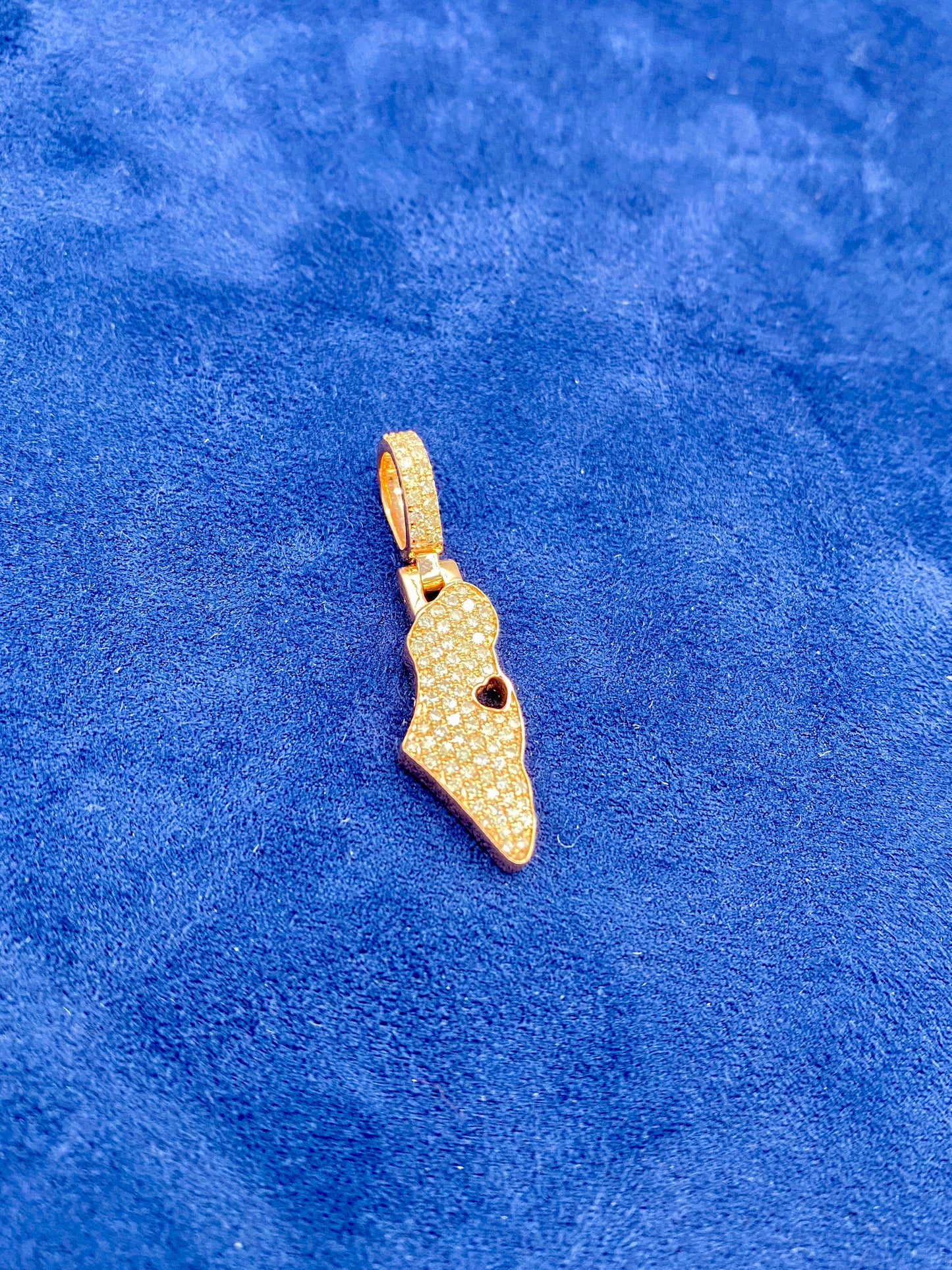 14K Israel Diamond Pendant