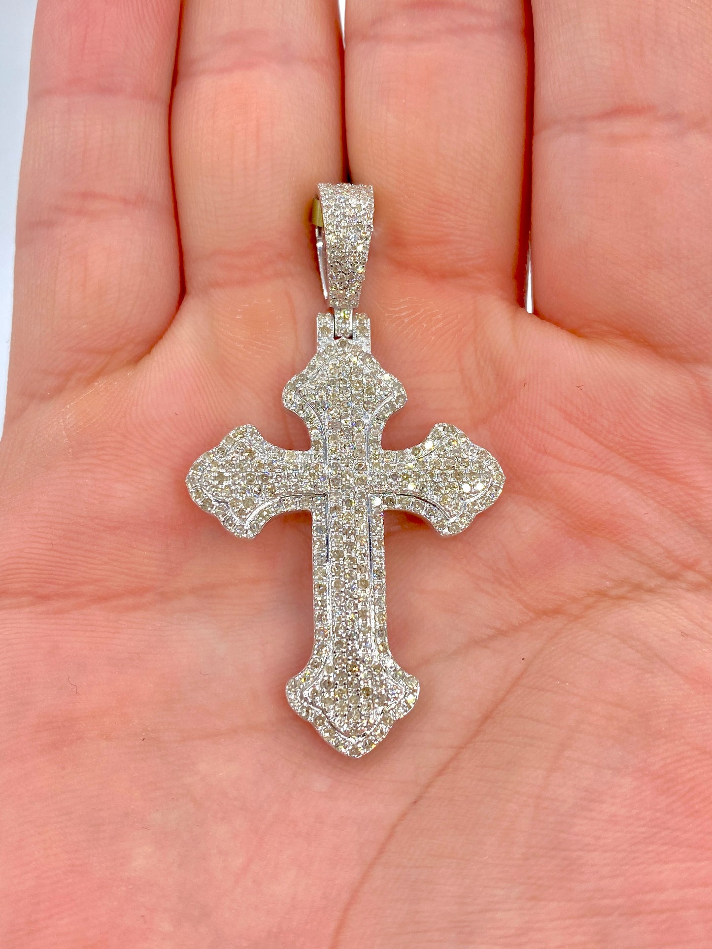 10K Fancy Cross Pendant