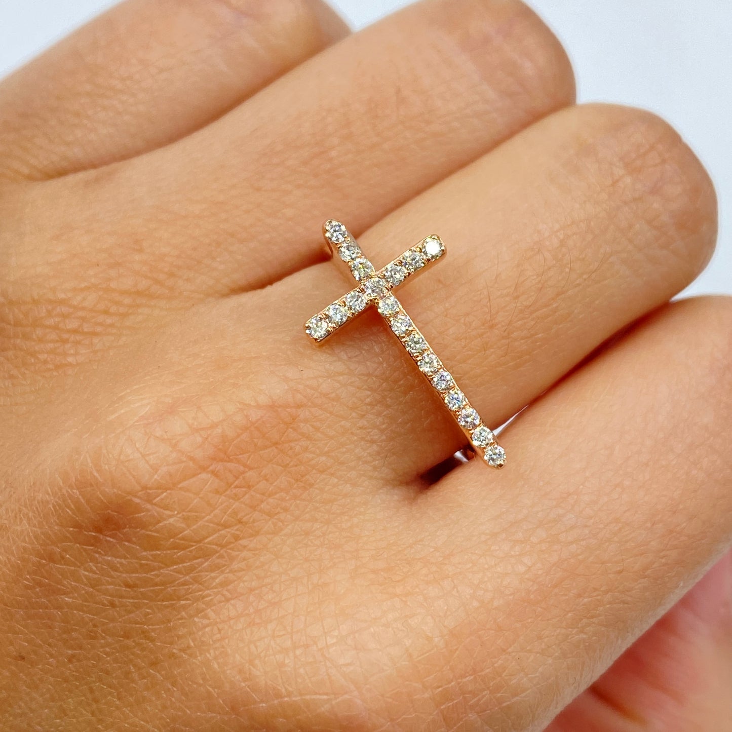 14K Pavé Cross Diamond Ring