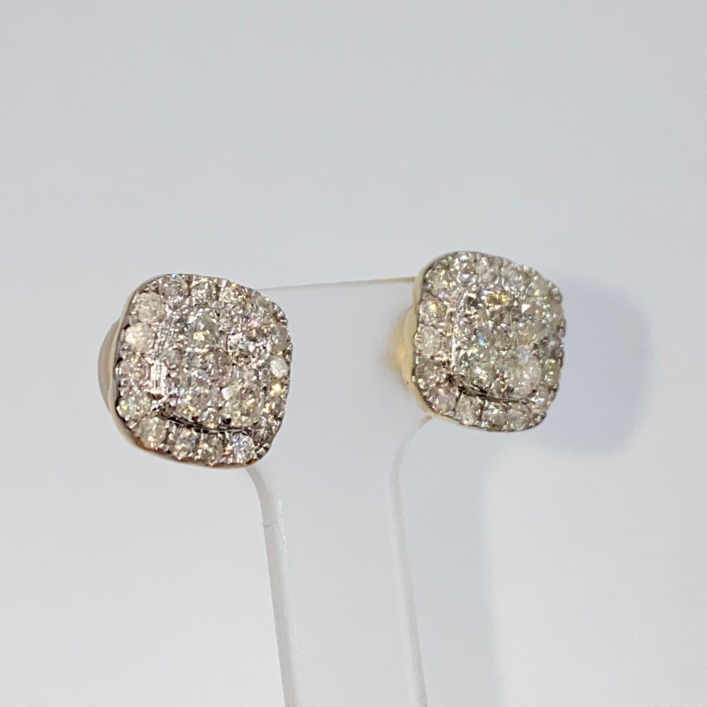 10K 10MM Rounded Square Halo Diamond Ring