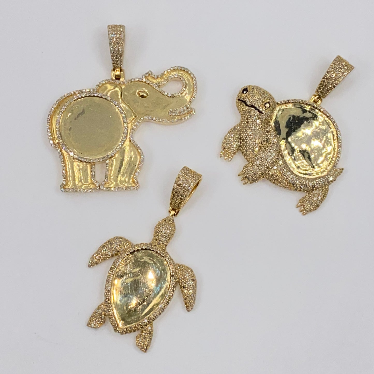 10K Elephant Turtle Animal Picture Photo Diamond Pendant