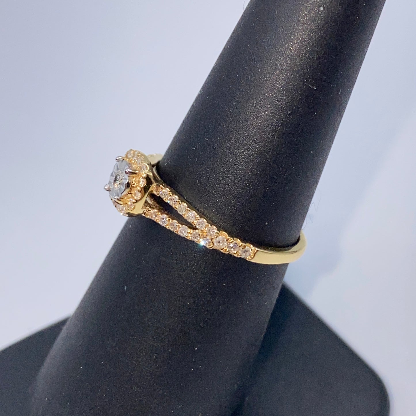 14K Sunburst Diamond Engagement Ring