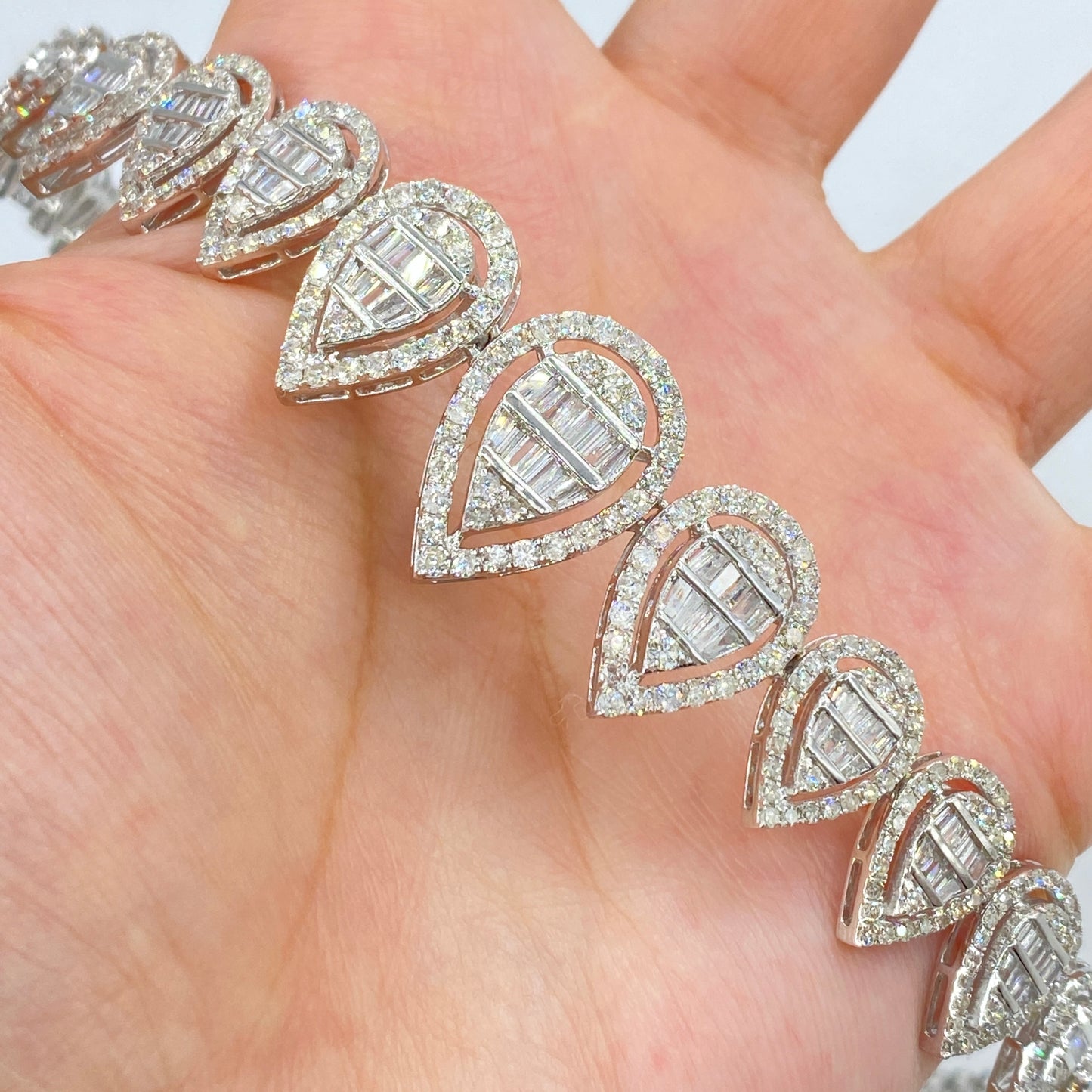 14K Pear Tennis Chain Diamond Necklace