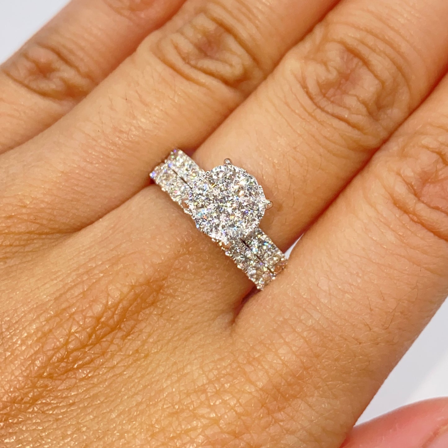 14K Barbie Circle Diamond Engagement Ring
