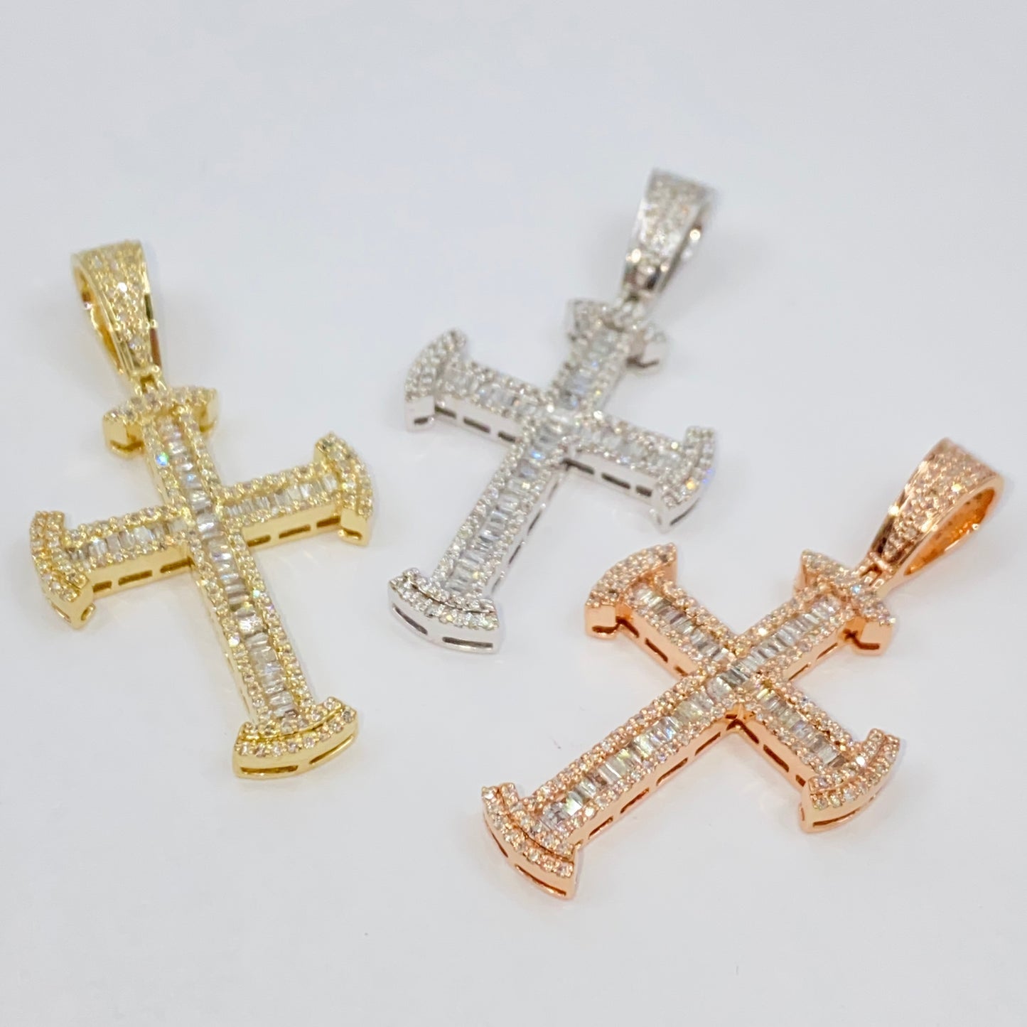 10K Atlanta Cross Diamond Pendant