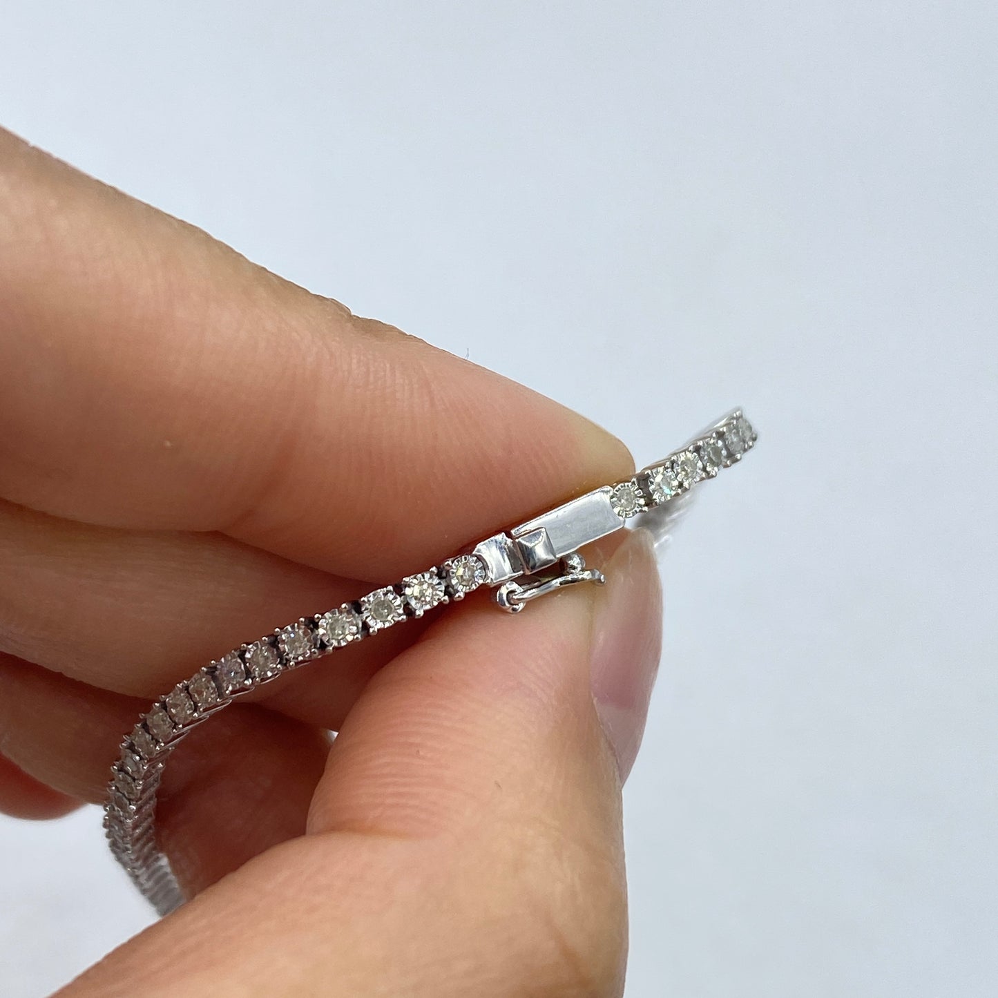 10K Shine Diamond Tennis Bracelet 7"