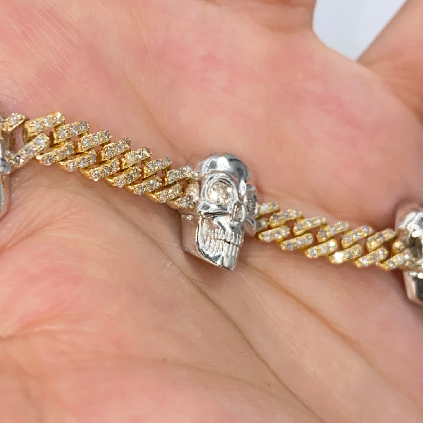 10K Skull Cuban Link Diamond Bracelet