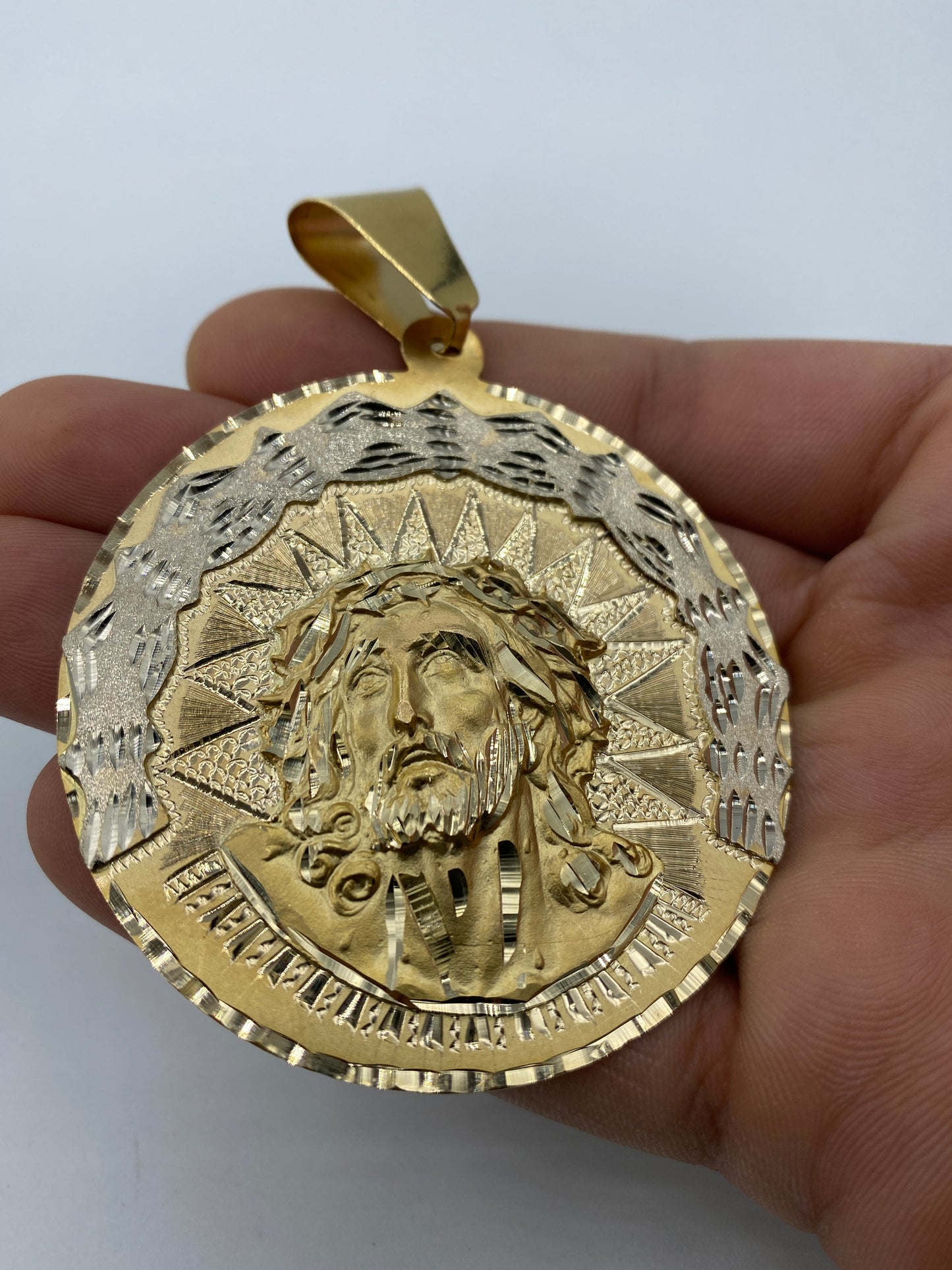 14K Face of Jesus Medal Pendant