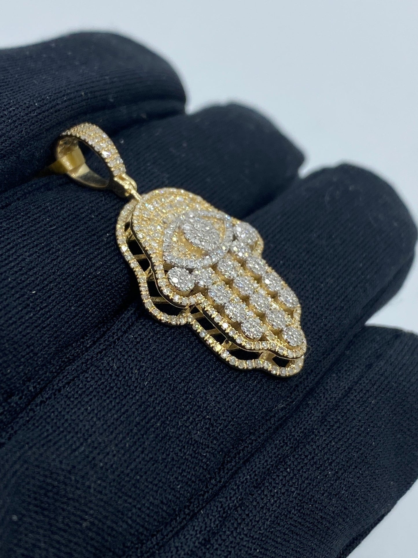 10K Hamsa Pendant
