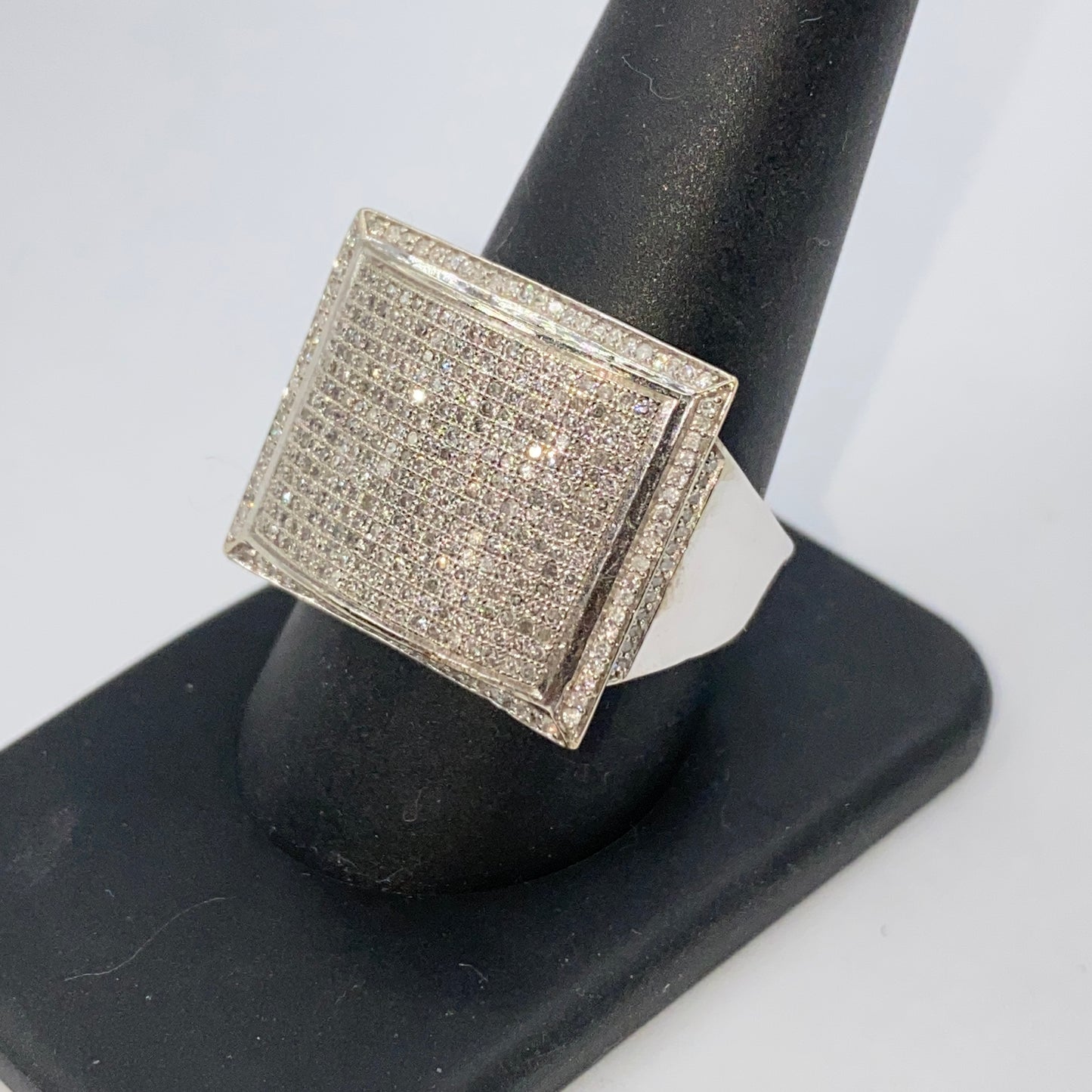 10K Nexus Diamond Ring