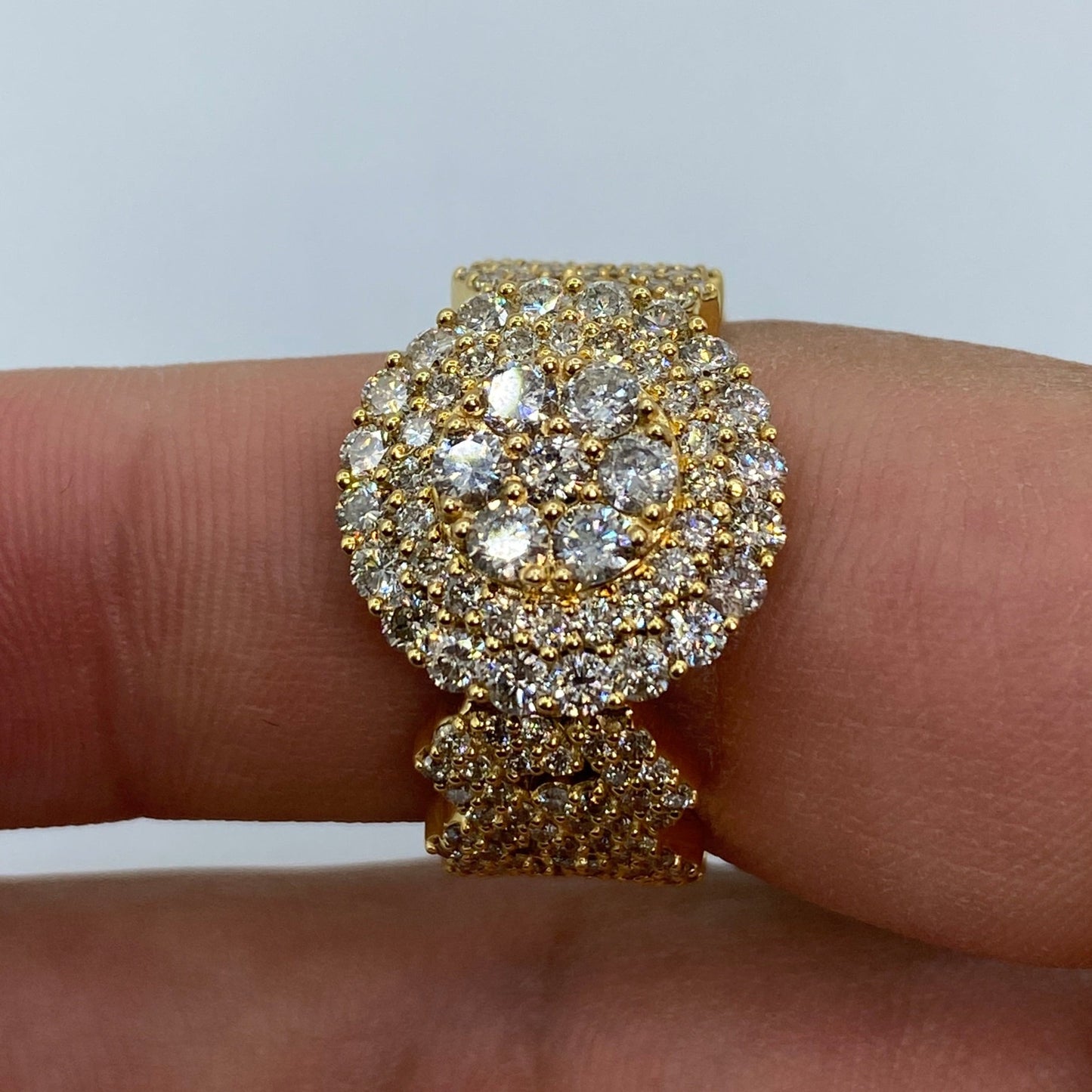 14K Cuban Link Circle Flower Diamond Ring