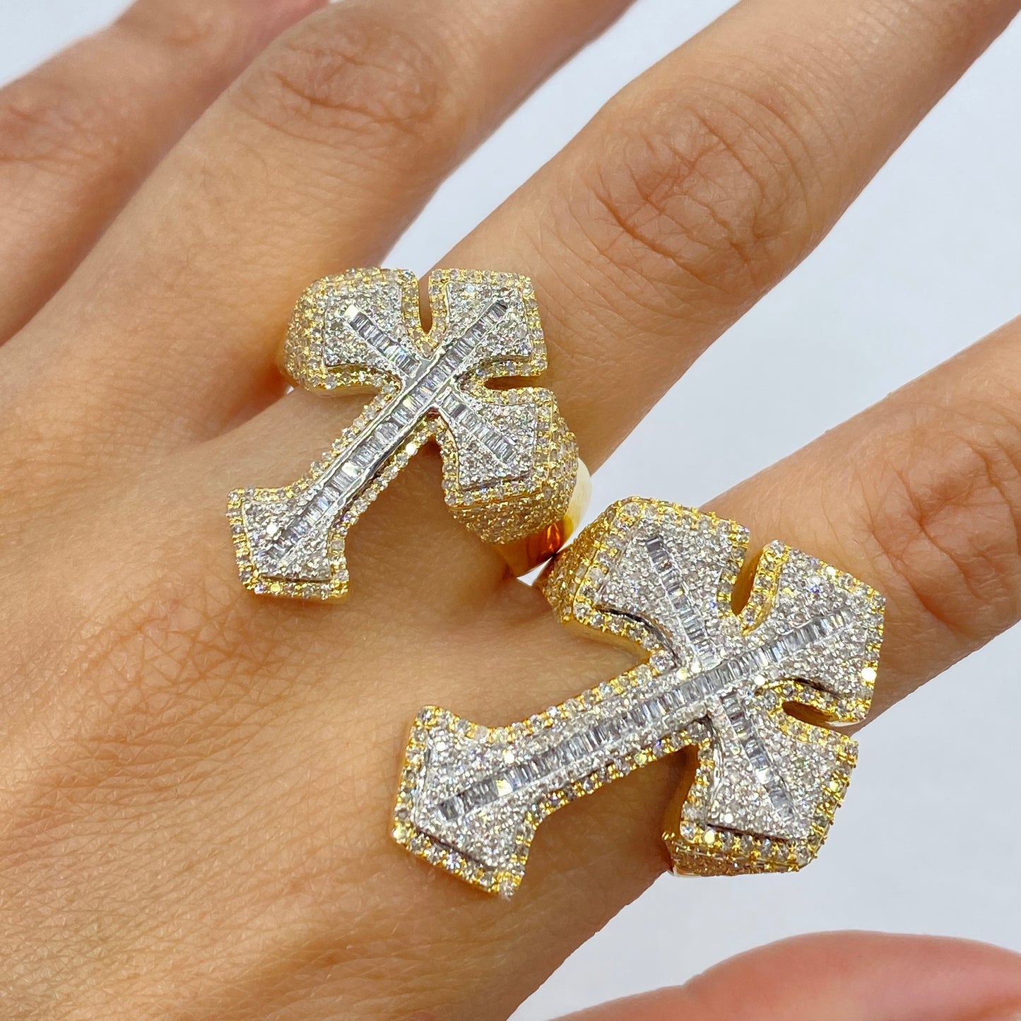 10K Bold Cross Diamond Ring