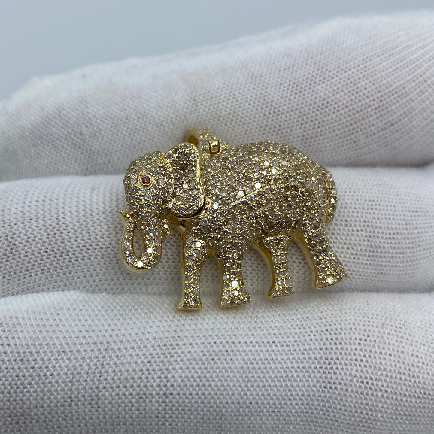 10K Elephant Diamond Pendant
