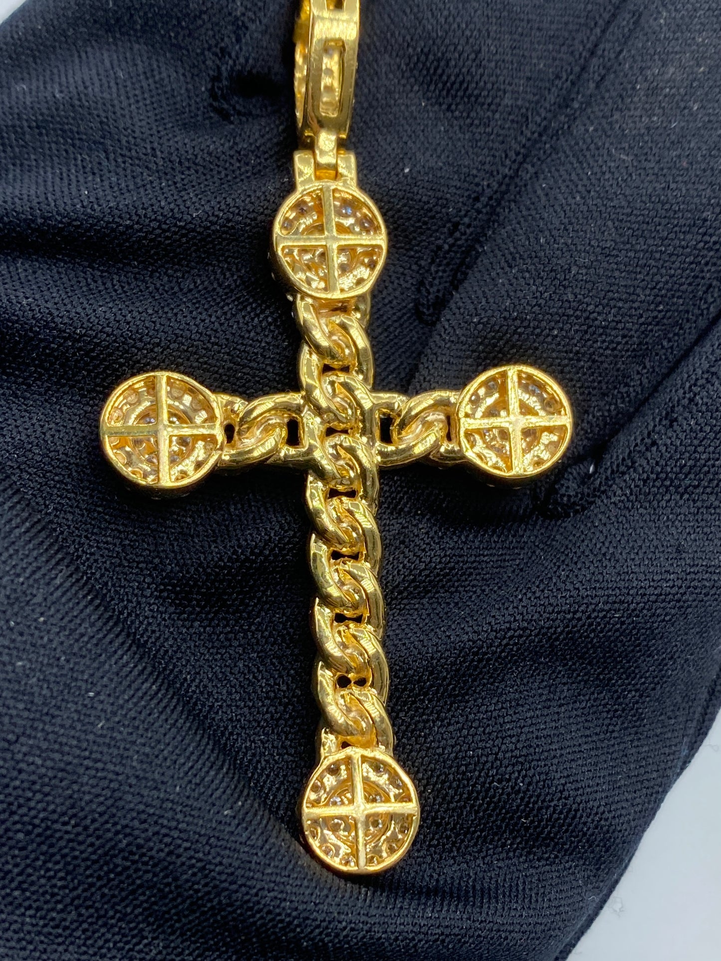 10K Cuban Cross Diamond Pendant
