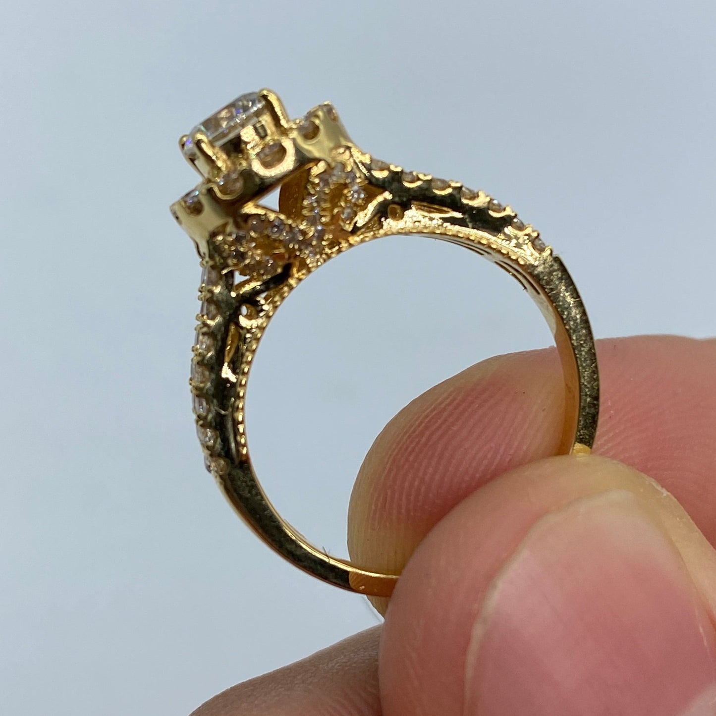 14K Large Stone Diamond Engagement Ring