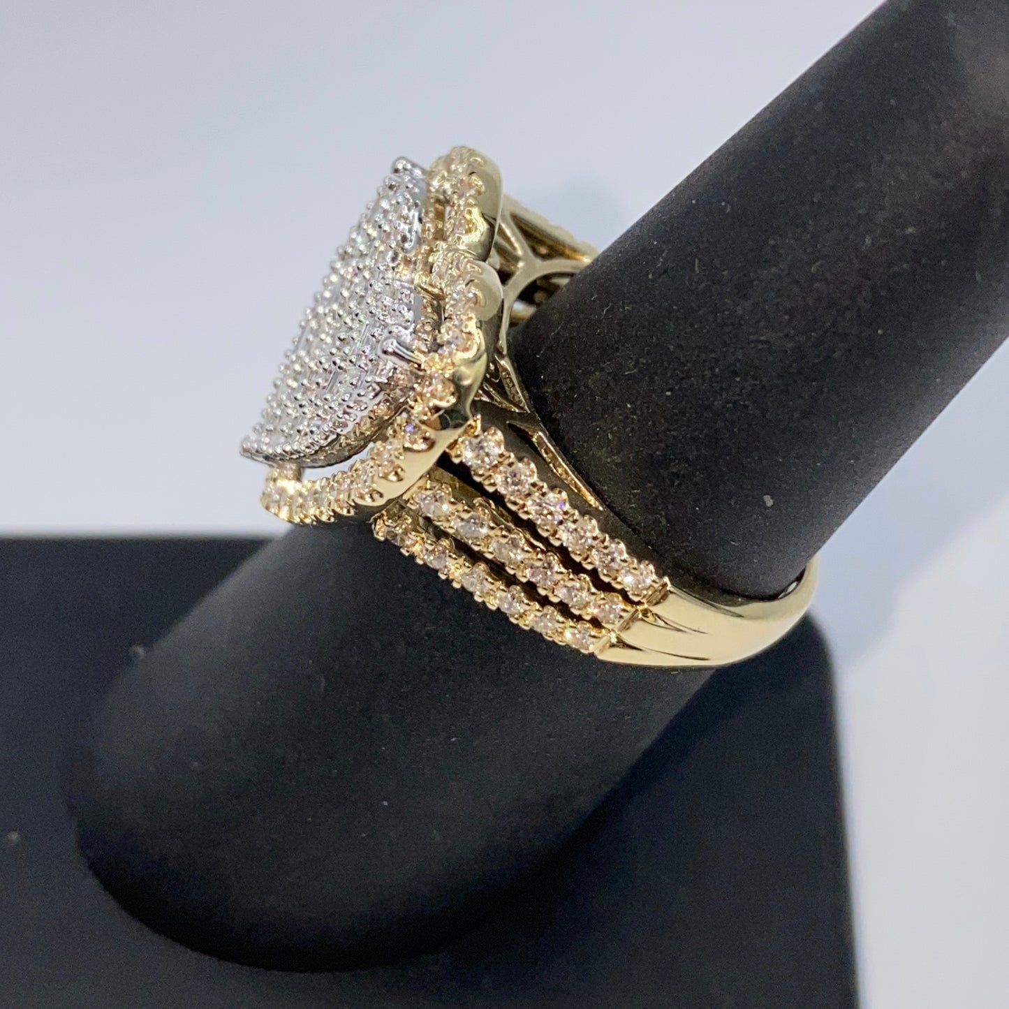 14K Full Heart Diamond Baguette Ring