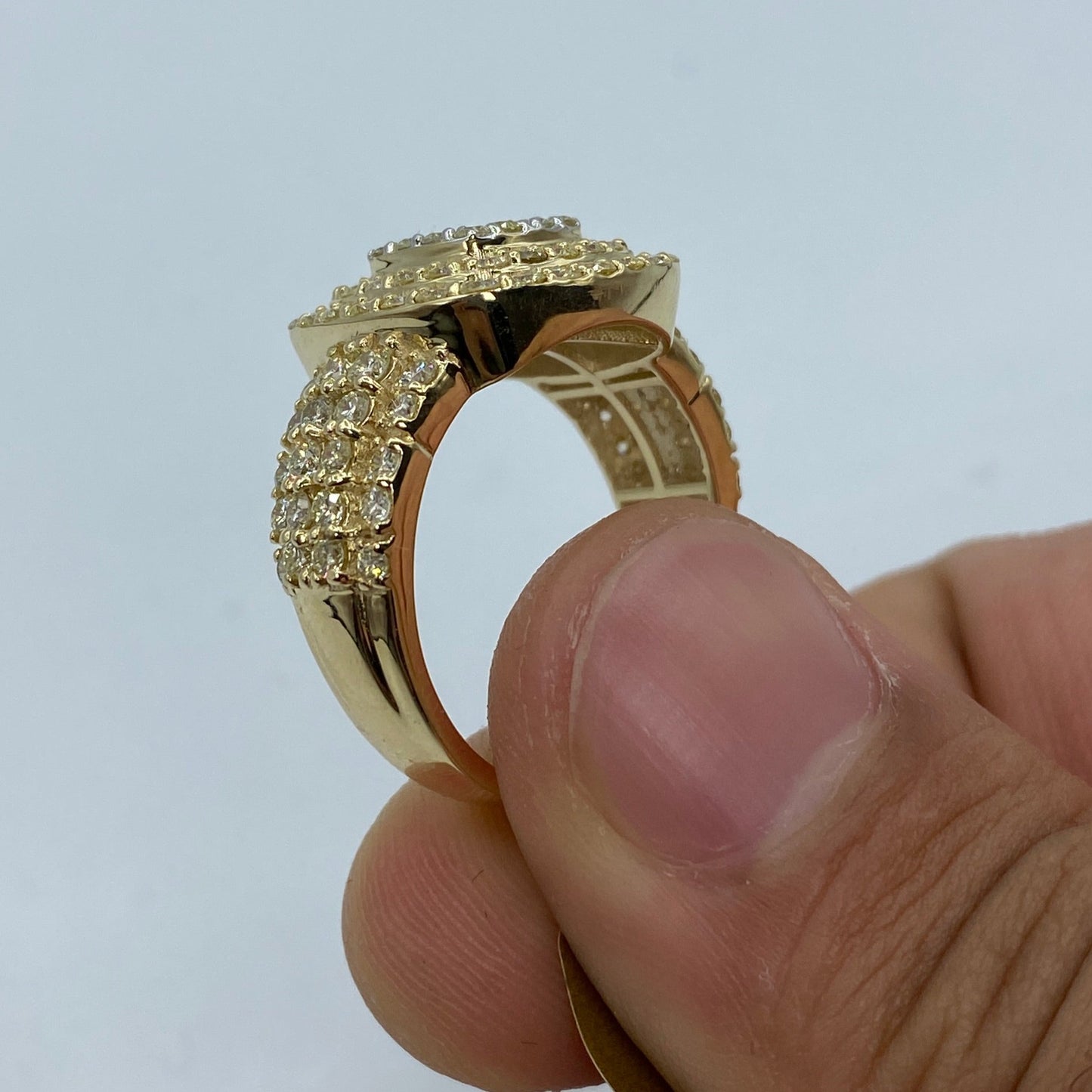 10K Square Elegant Diamond Ring