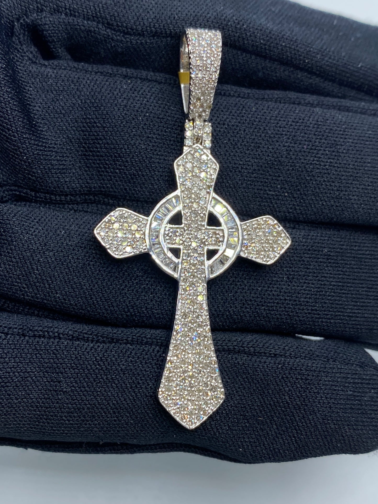 10K Celtic Cross Diamond Baguette Pendant 2.0ct