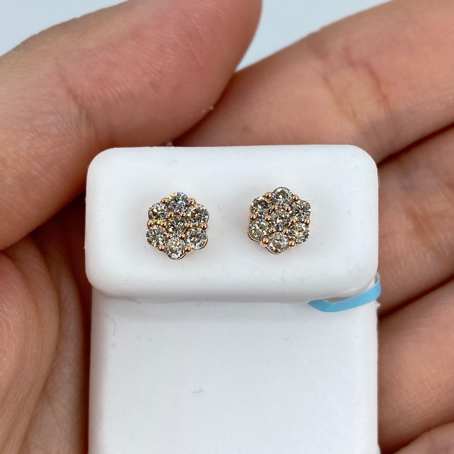 14K Flower Diamond Earrings 0.9ct