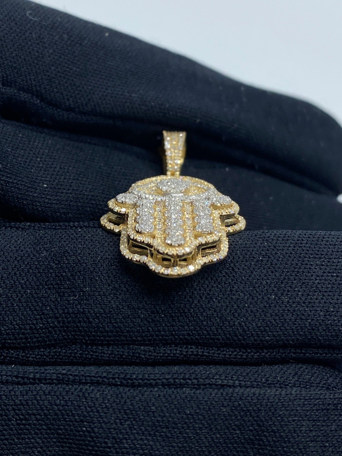10K Hamsa Pendant