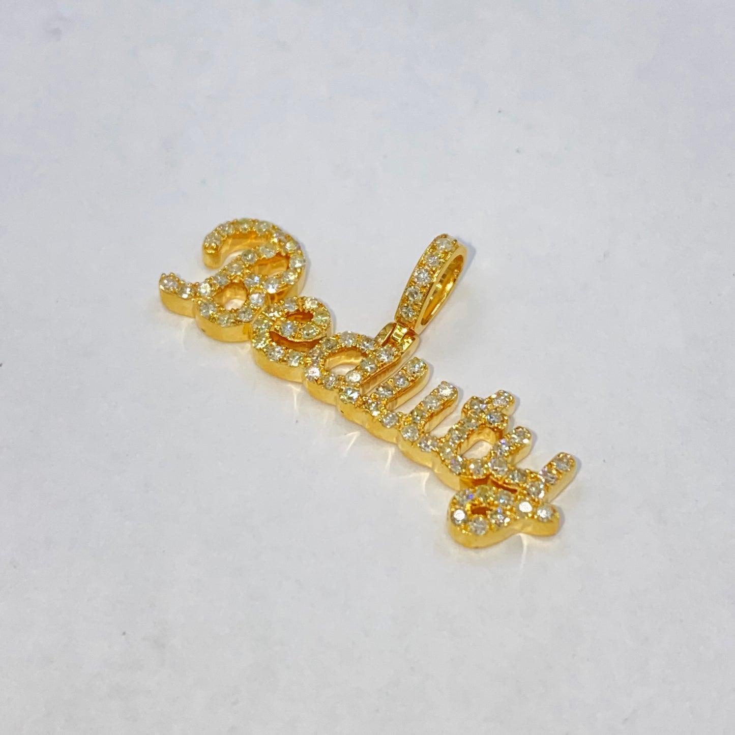 10K Beauty Plate Diamond Pendant