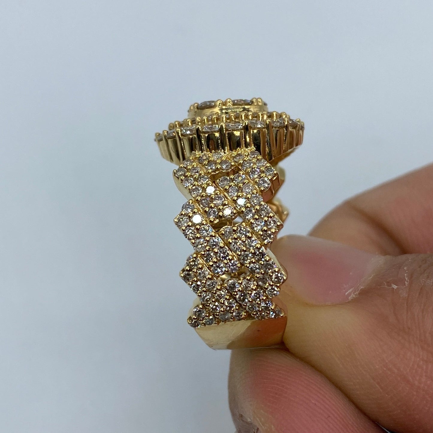 14K Cuban Link Circle Flower Diamond Ring