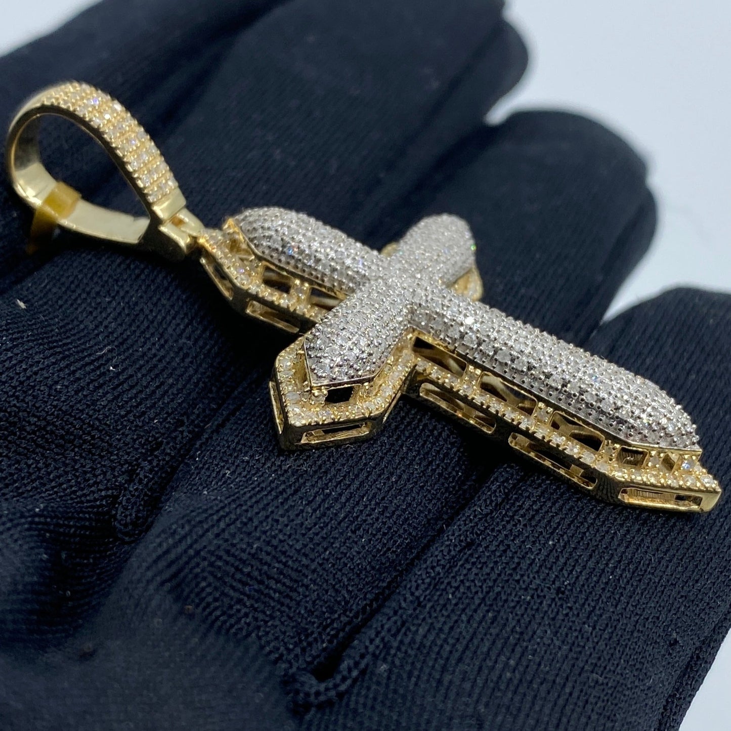 10K Angelic Cross Diamond Pendant