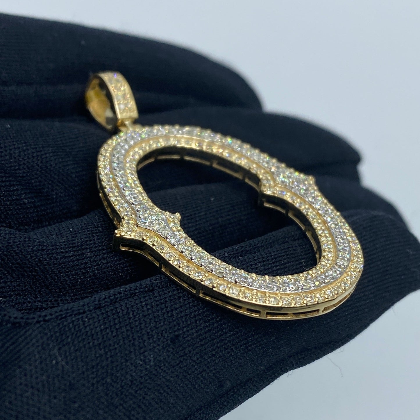 Initial O Old English Pendant