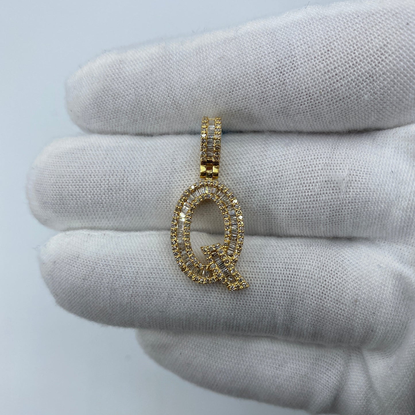 14K Initial Q Diamond Baguette Pendant