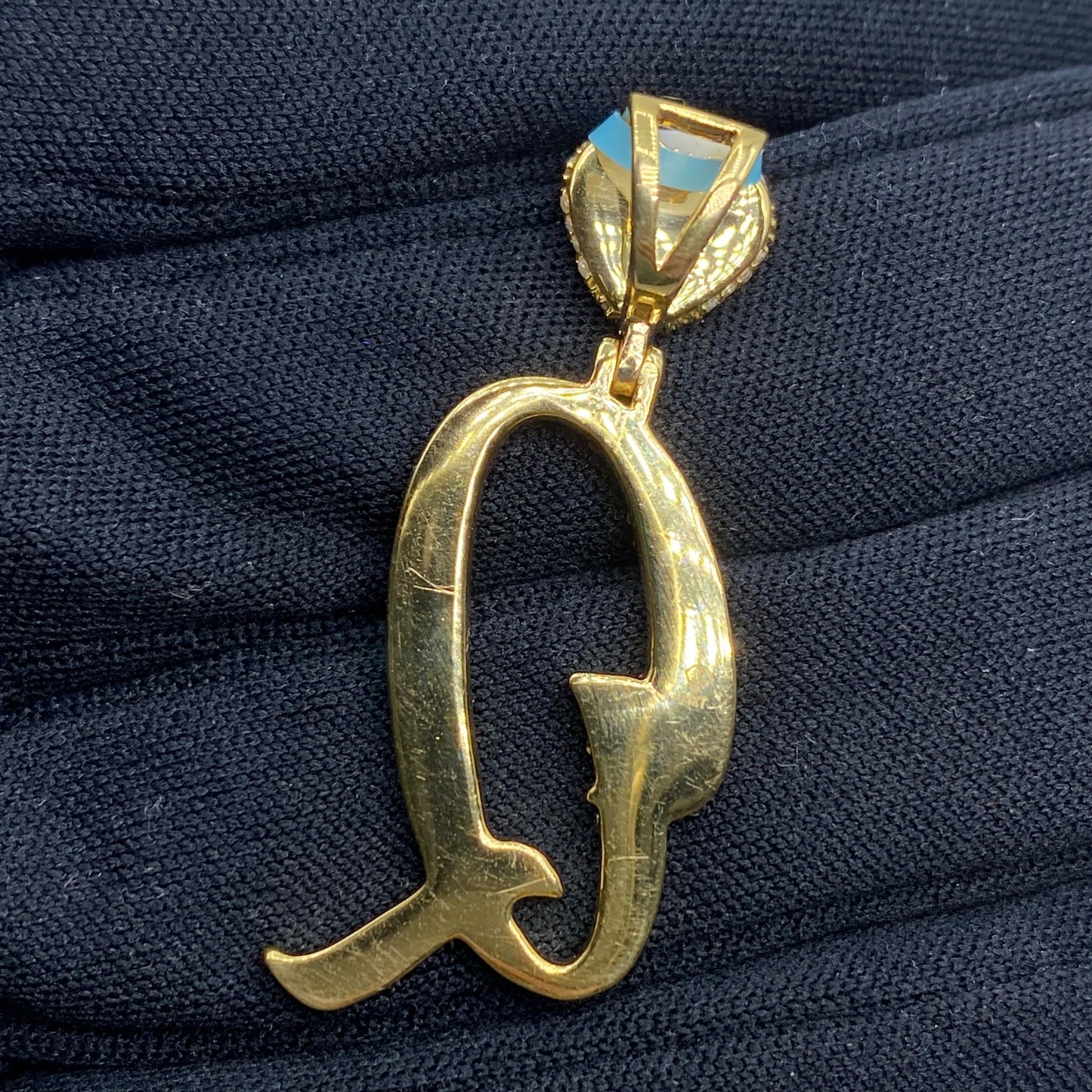 14k Initial Q Script Heart Pendant