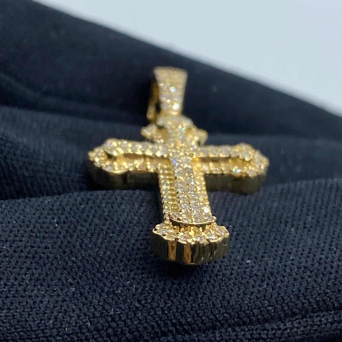 10K Trefoil Cross Diamond Pendant