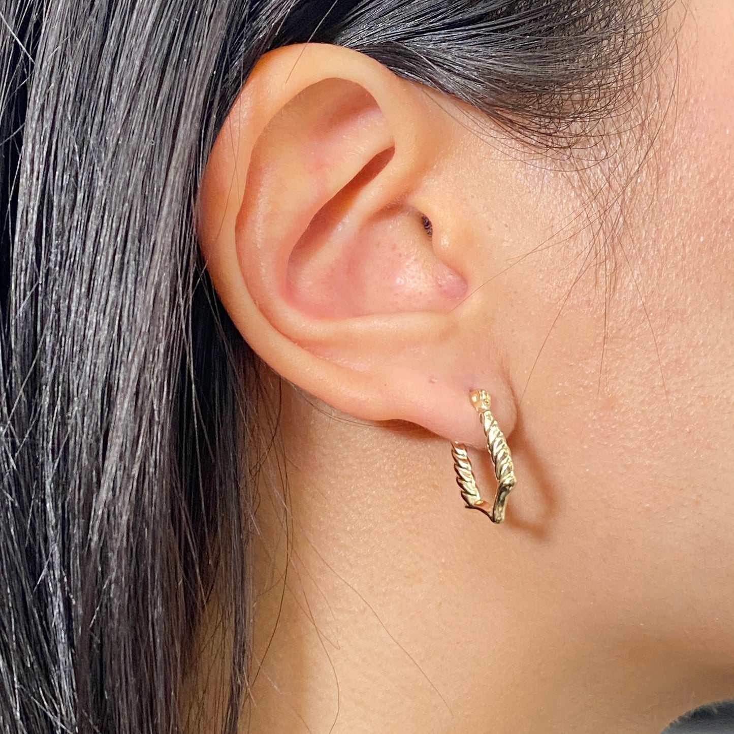 10K Braided Rectangle Hoop Earrings