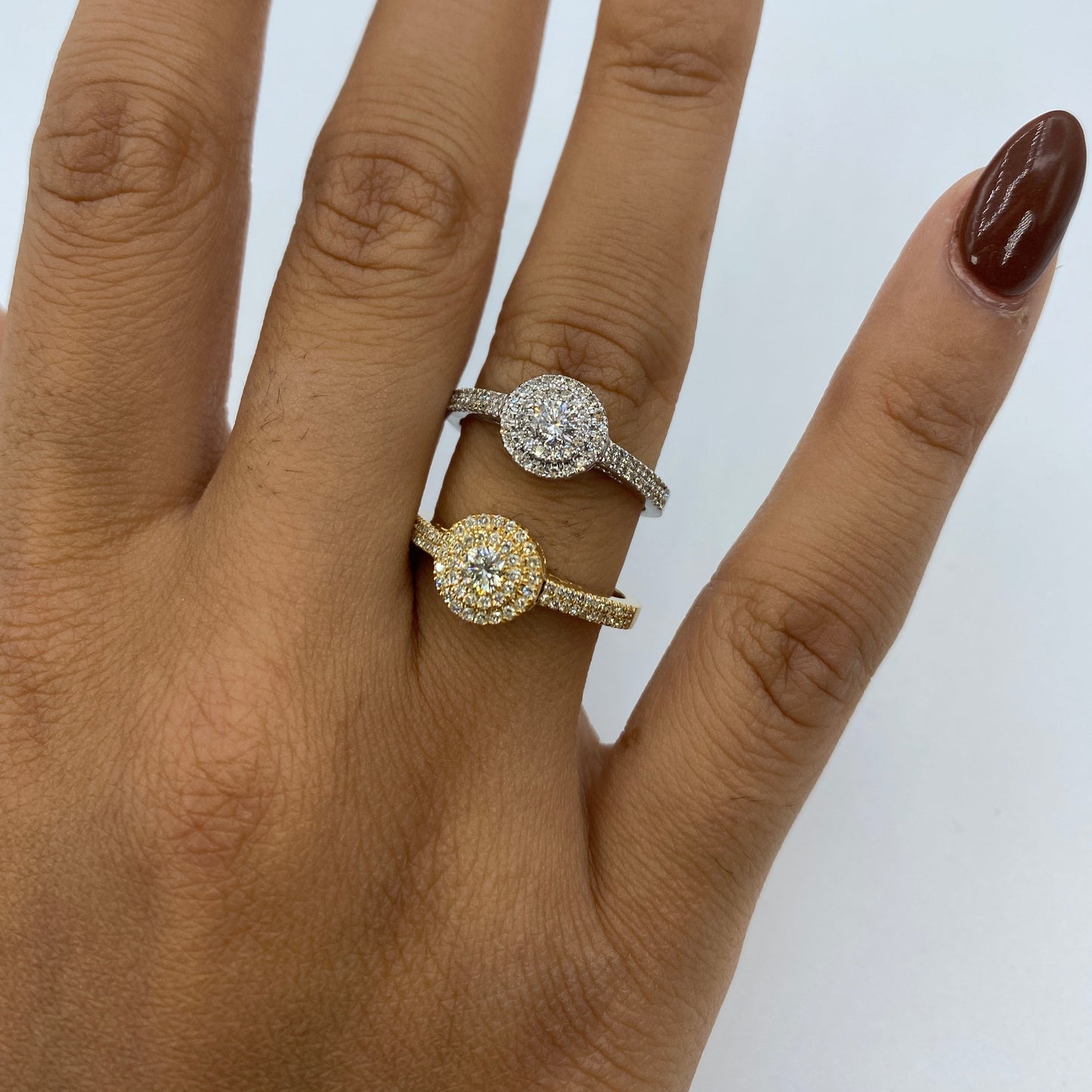 14K Circle Halo Diamond Engagement Ring