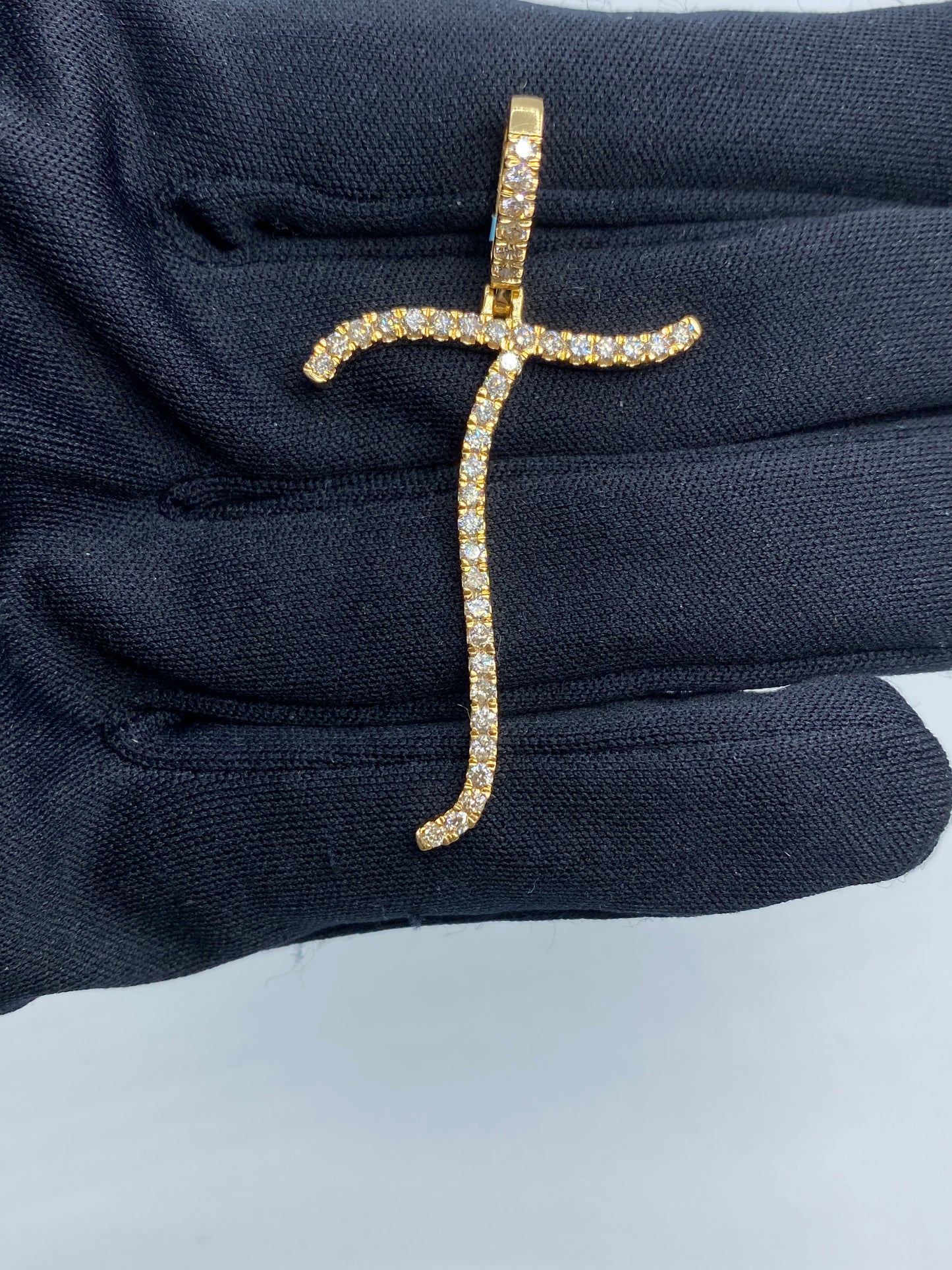 14k Initial T Large Script Pendant