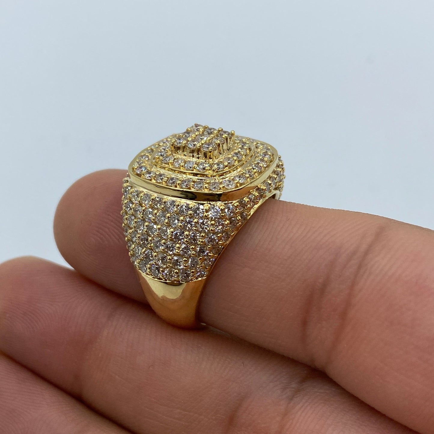 10K Round Square Diamond Ring