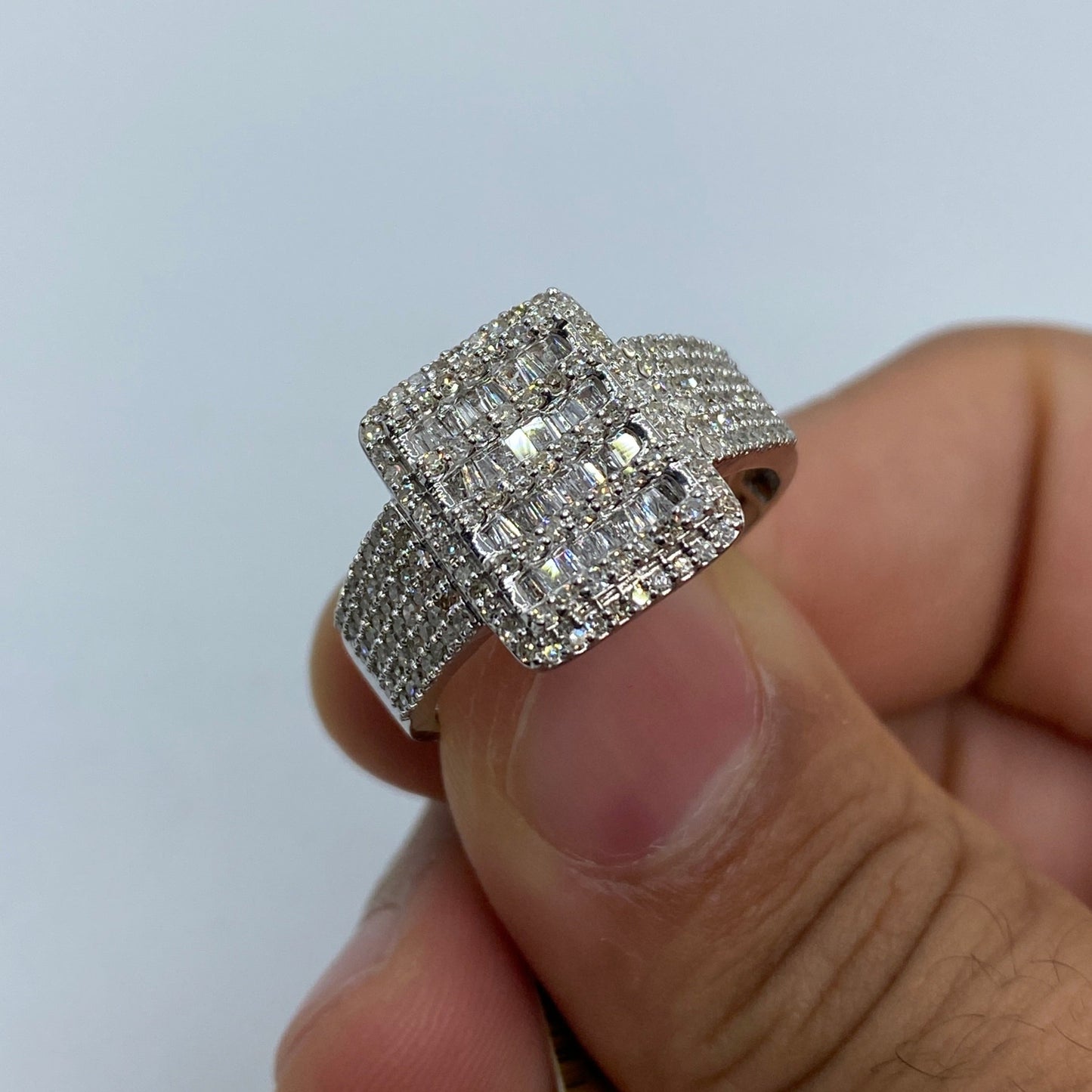 10K Rectangle Baguette Diamond Ring
