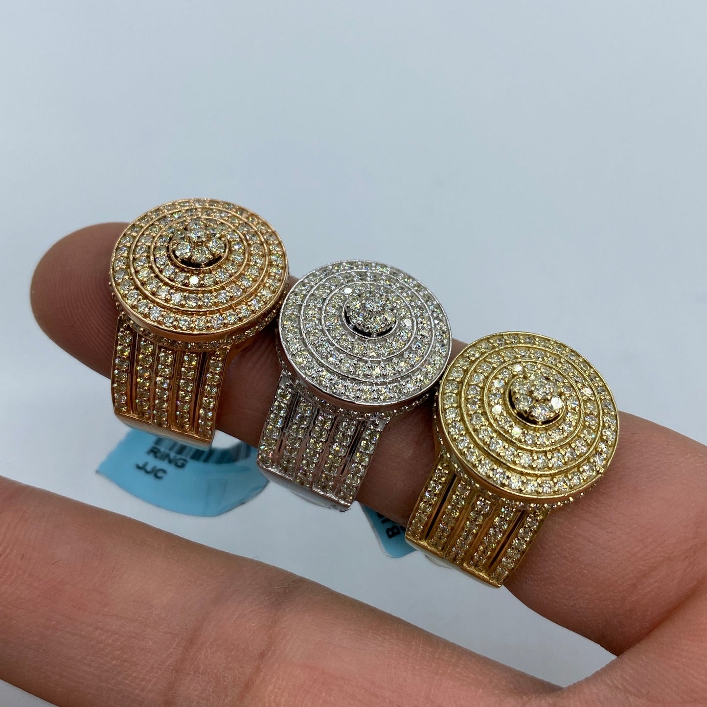 14K Circle Diamond Wave Ring