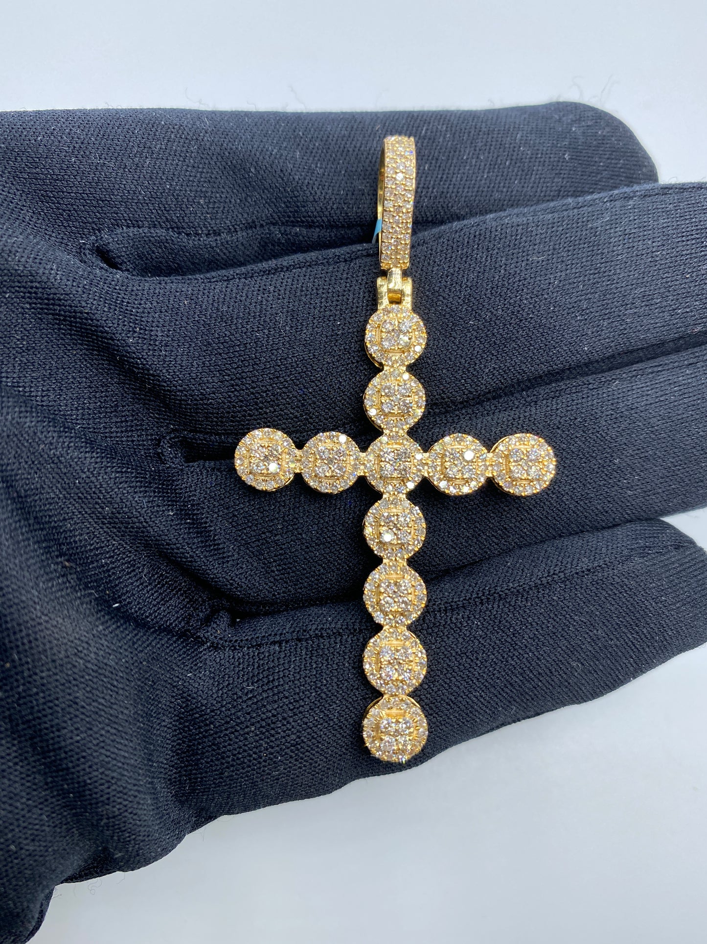 14K Circle Cross Diamond Pendant