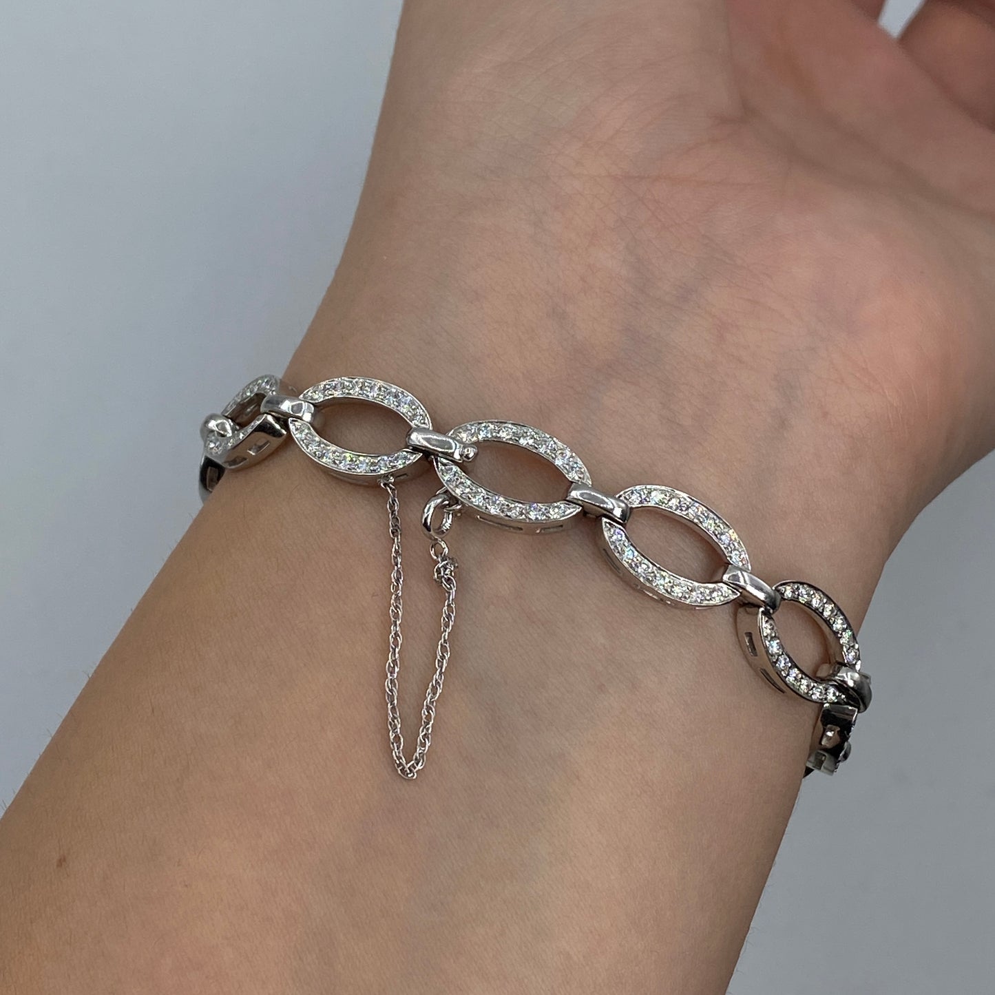 18K Circle Link Diamond Bracelet