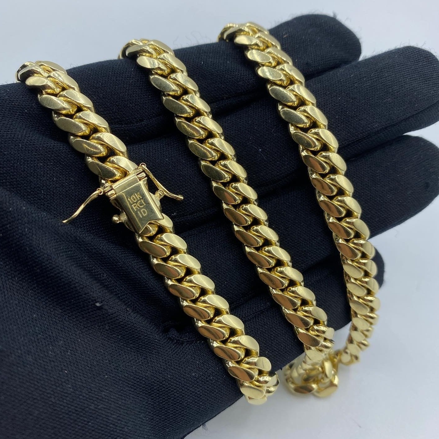 10K 9MM Gold Cuban Chain 22"
