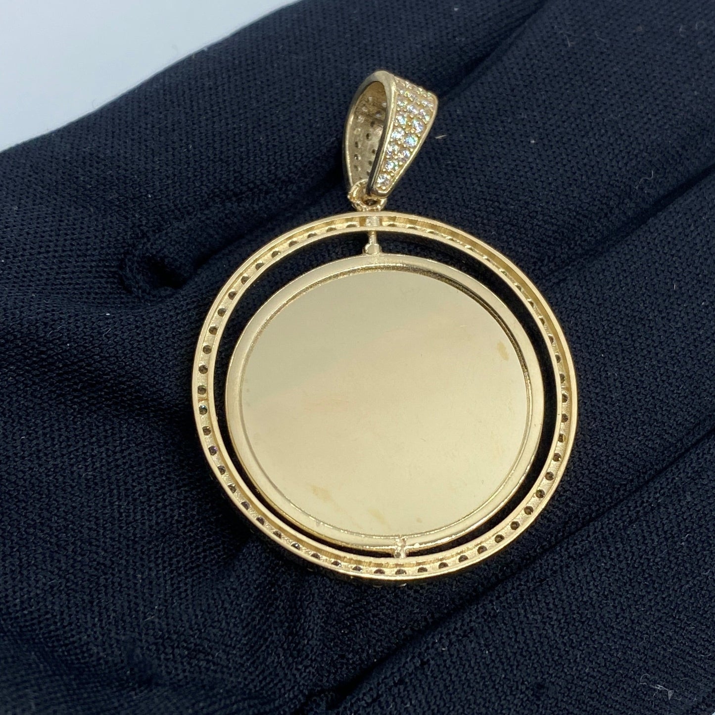 14K Spinning Circle Picture Photo Pendant