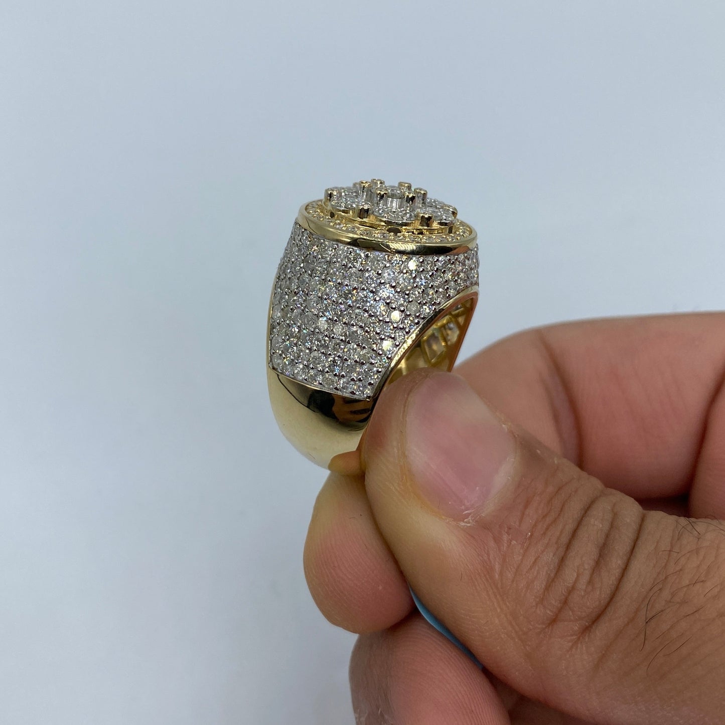 14K Circle Elite Diamond Ring