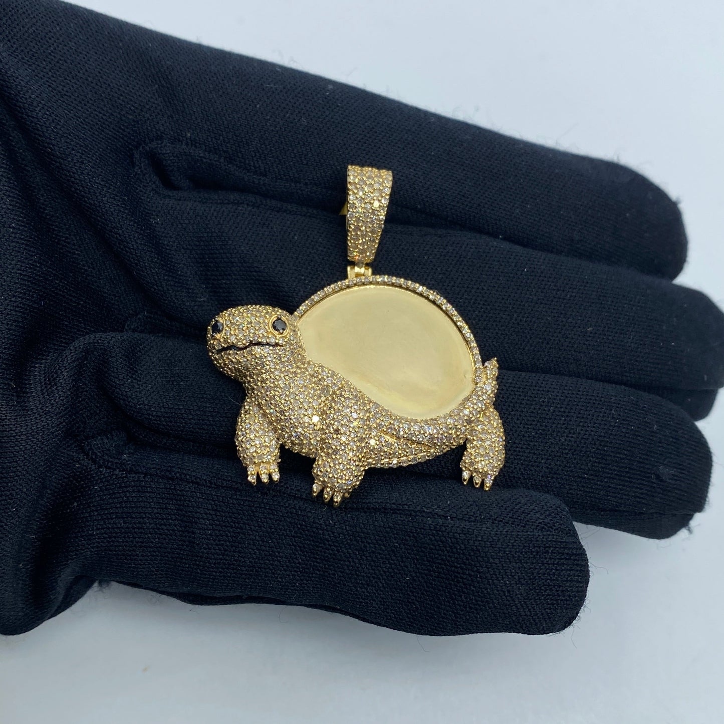 14K Turtle Picture Photo Diamond Pendant