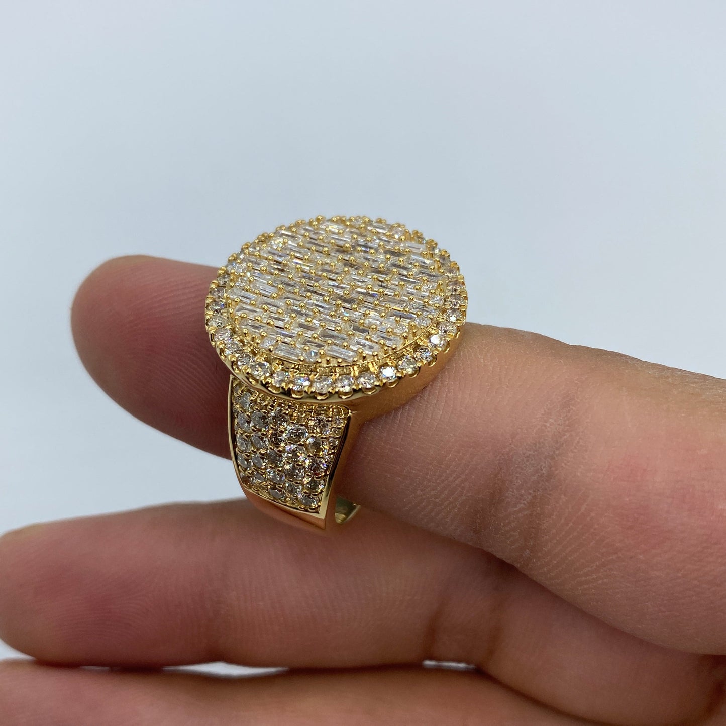 14K Circle Diamond Baguette Ring