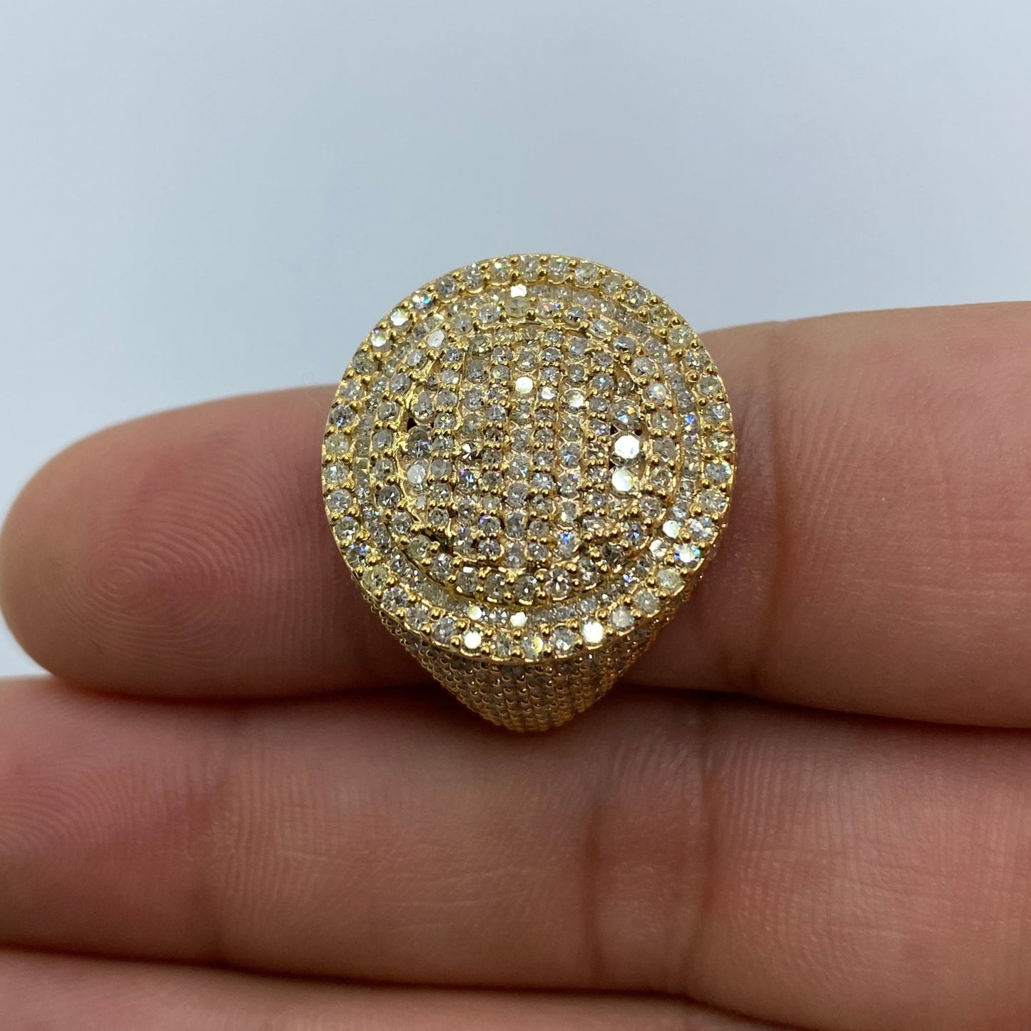 10K Circle Iced-Out Diamond Ring