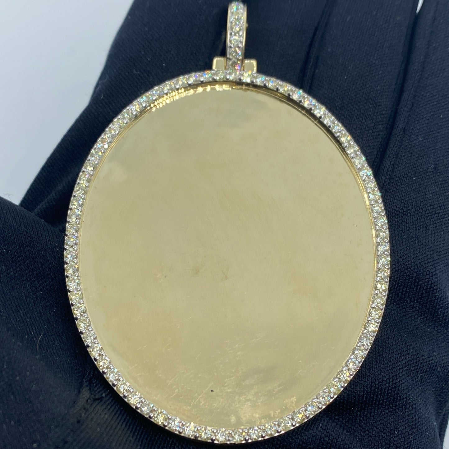 10K Oval Photo Diamond Picture Pendant