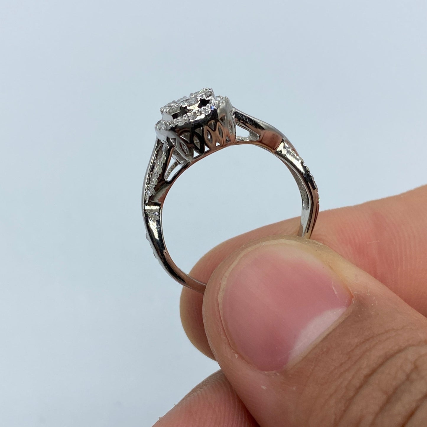 14K Diamond Spiral Engagement Ring