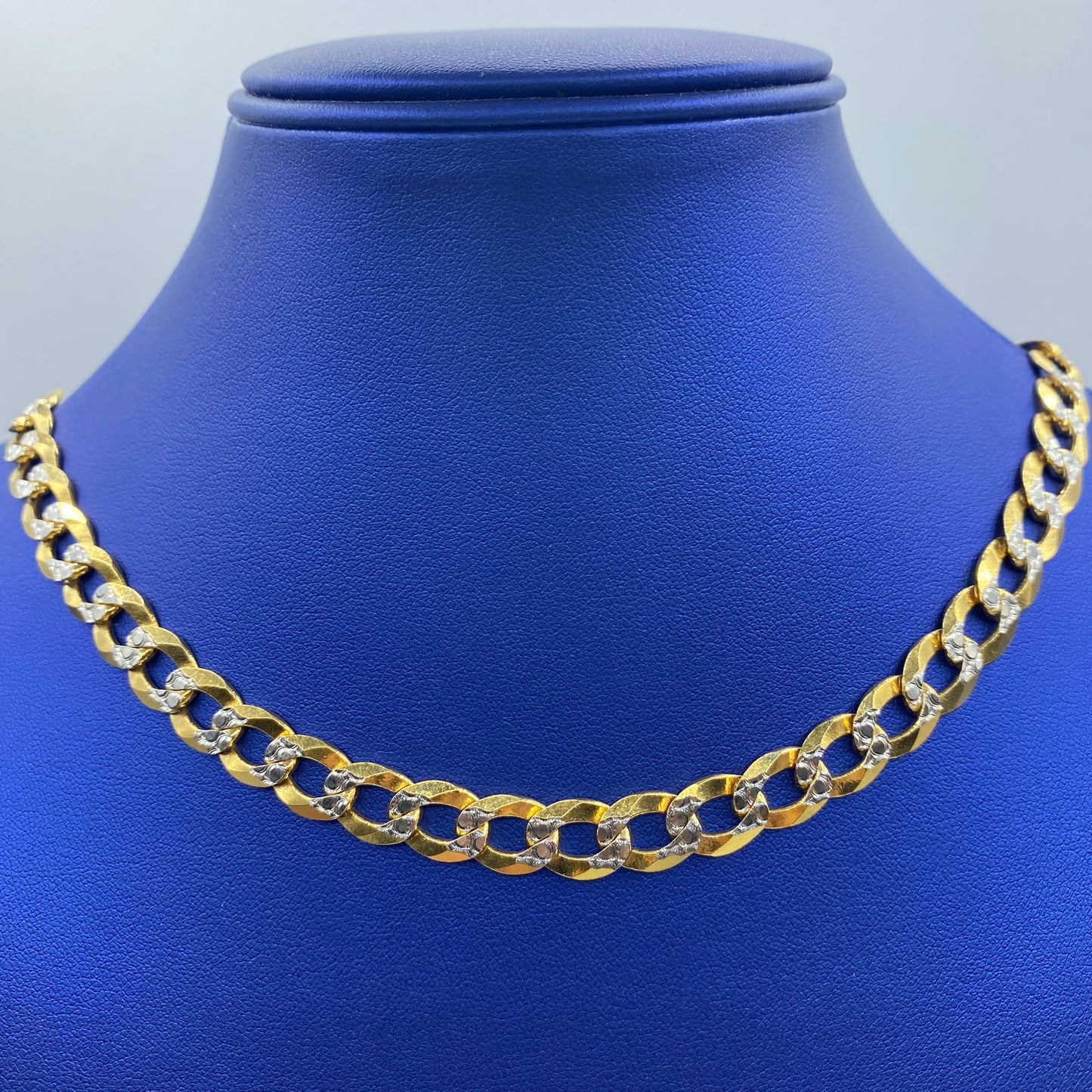 14K 9.7MM Cuban Link Chain 20-28"