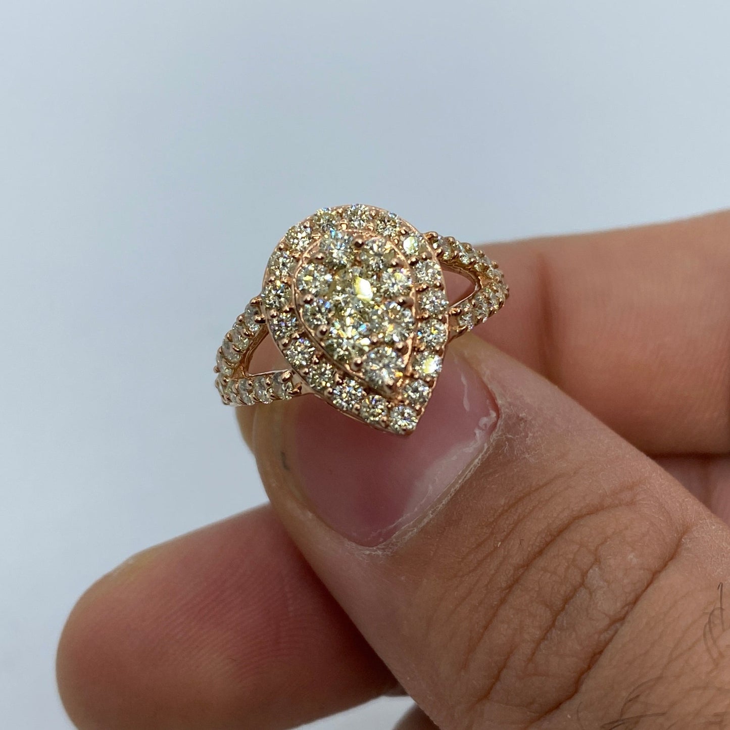 14K Large Pear Shape Diamond Engagement Ring